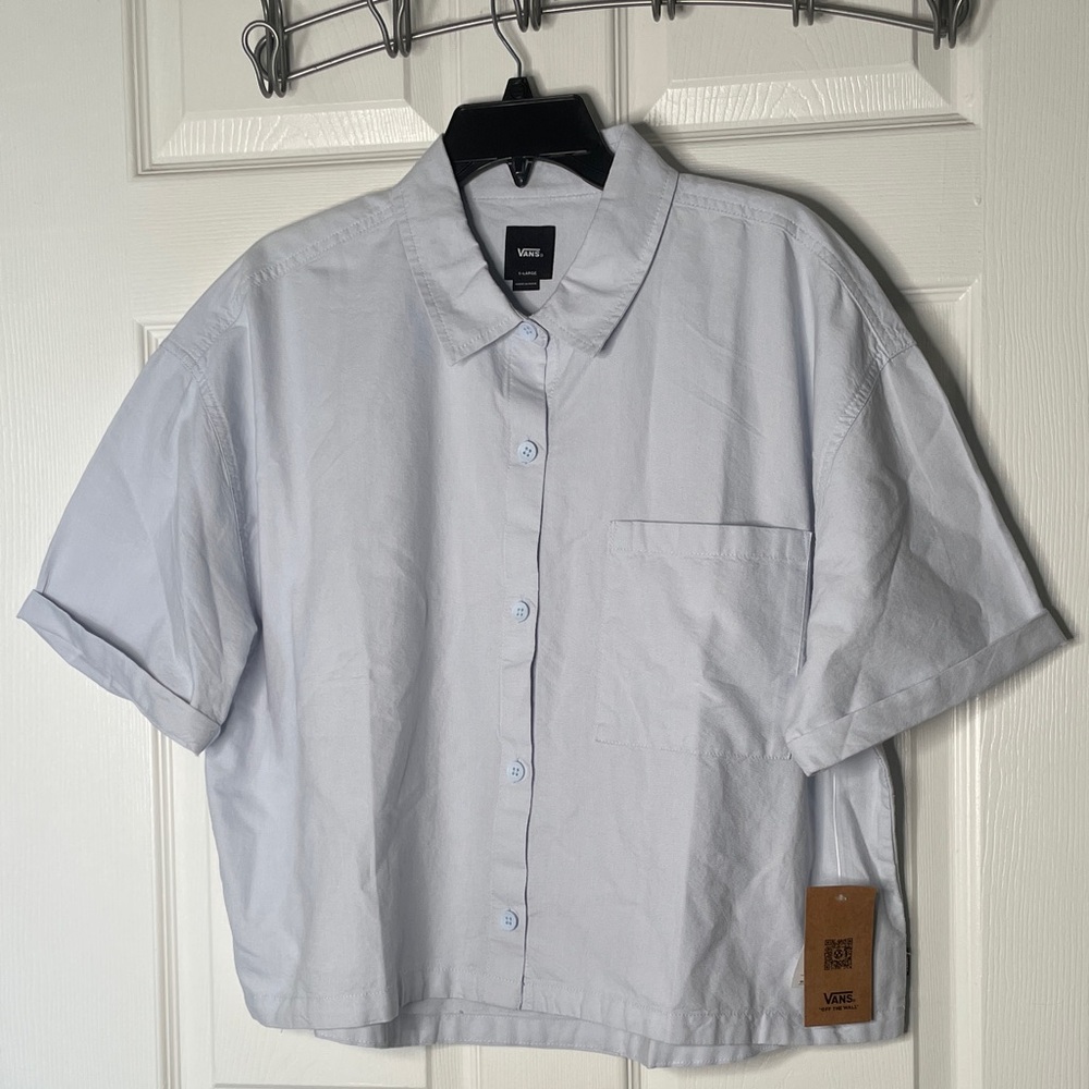 NWT Vans Pale Blue Short Sleeve Button-Down Shirt 100% Cotton